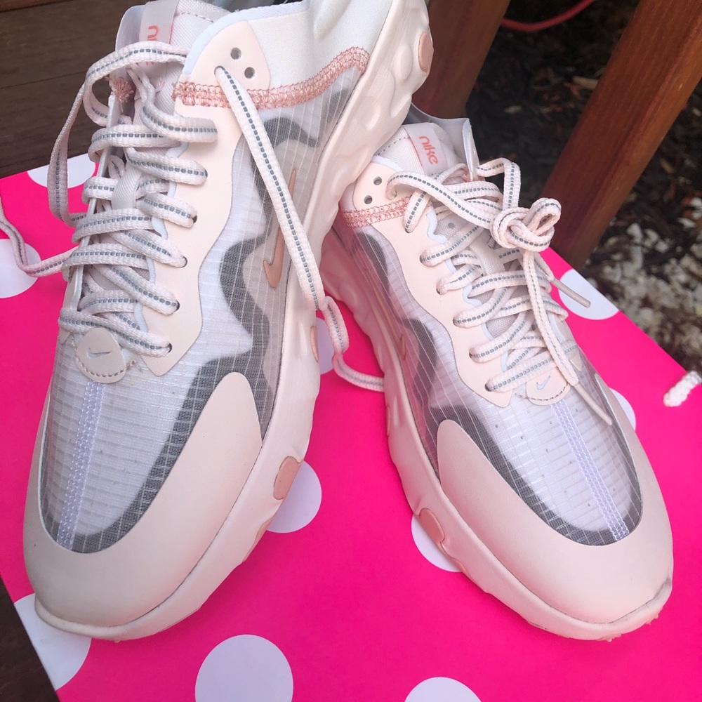 Nike react lucent